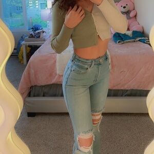 HOLLISTER Ultra High Rise Vintage Straight Jeans Light Wash